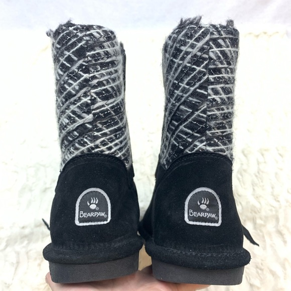 BearPaw Black Geneva Suede Boots NWT - Picture 5 of 8